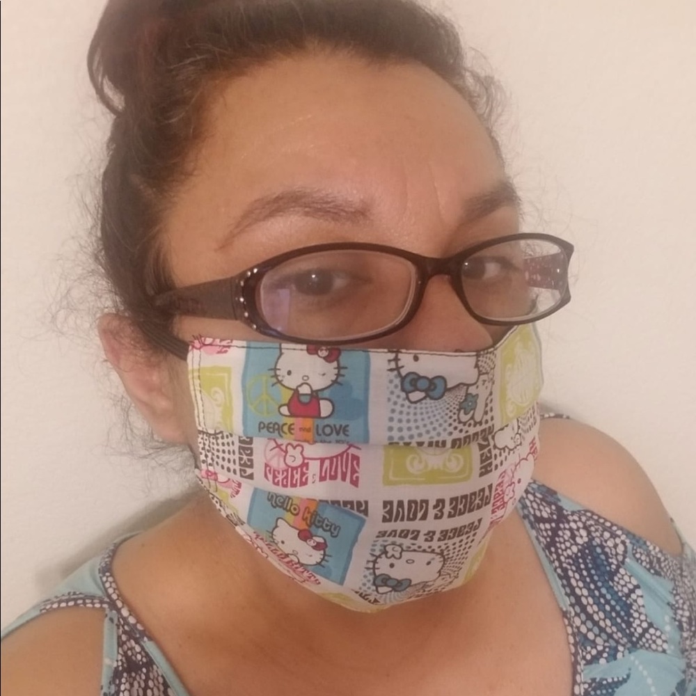 HELLO KITTY FACE MASK WASHABLE